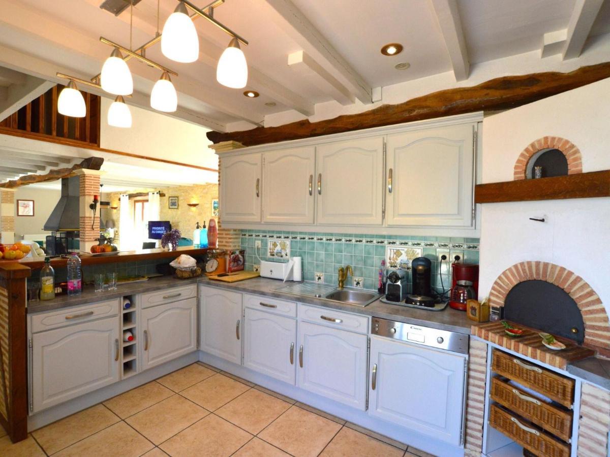 Charming Holiday Home With Pool Lavercantière Buitenkant foto